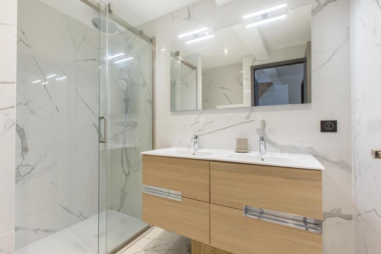 Appartement Spacieux Et Moderne 4 Chambres A 5Mn A Pieds Republique Лілль Екстер'єр фото